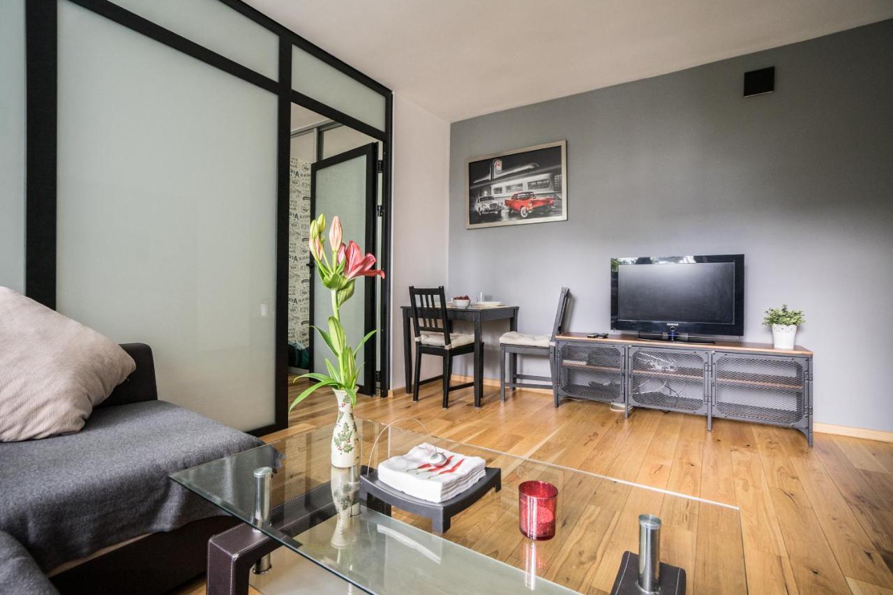 Oomph Appartement Warschau